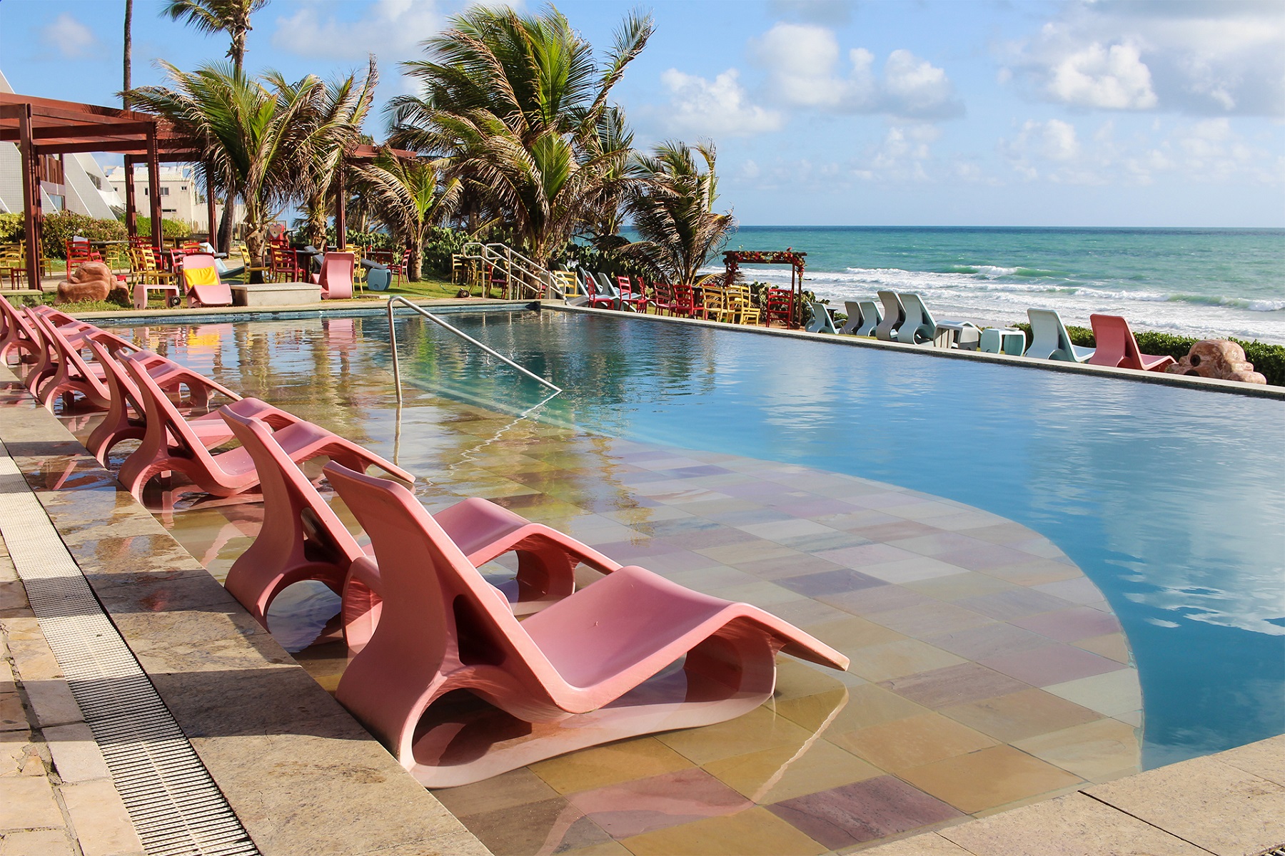 Summit Hotels Oferece Opções de Hospedagem Diversificadas para o Feriado de Corpus Christi
