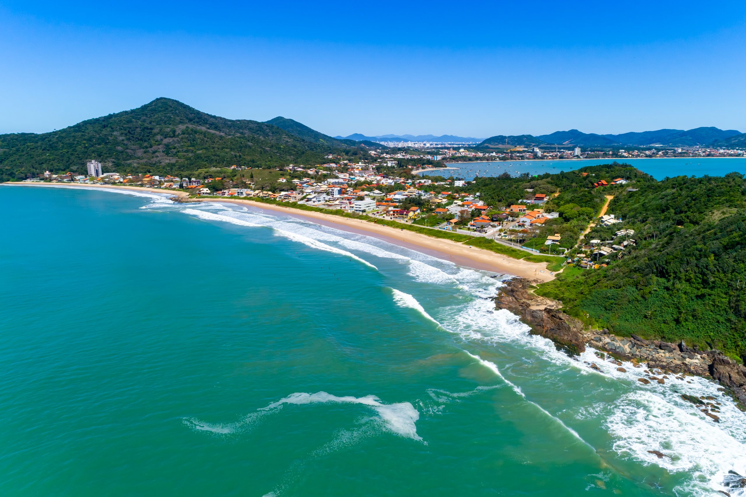 Penha se destaca em Santa Catarina com quatro praias pré-aprovadas para o selo Bandeira Azul na temporada 2025/2026