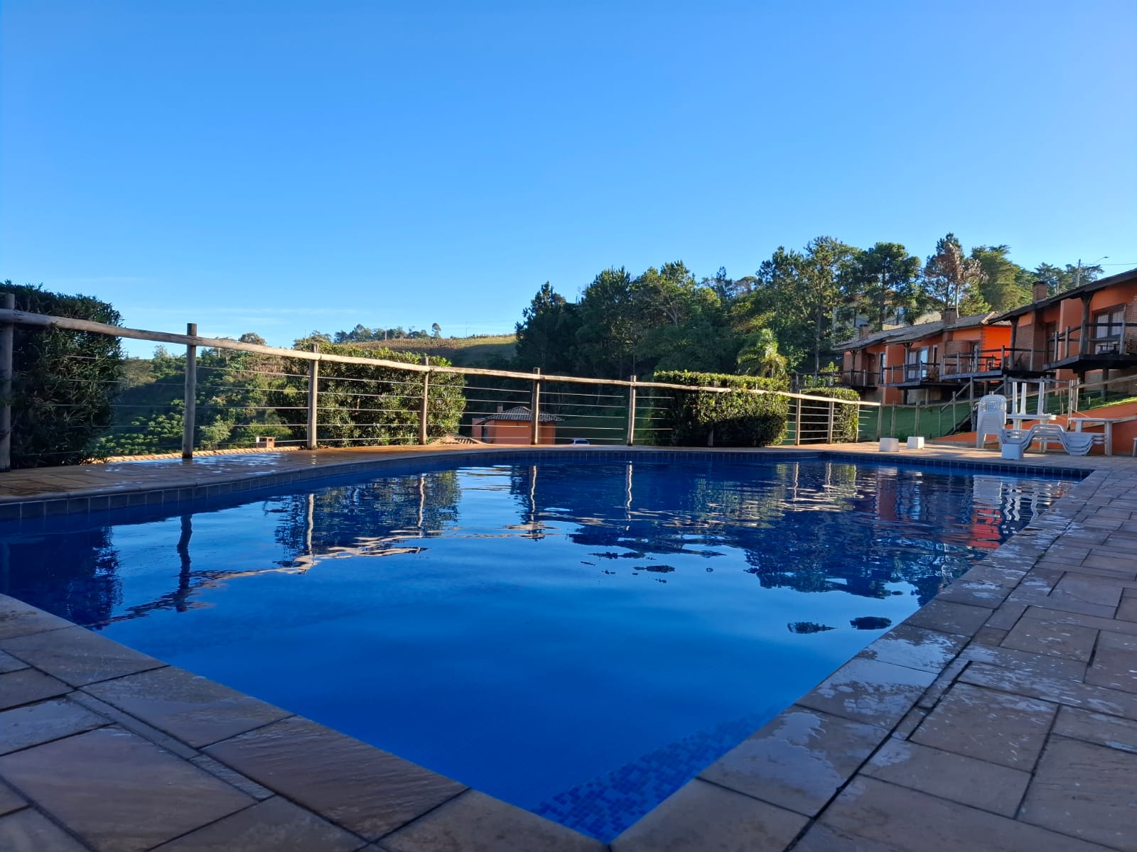 Pousada Villa dos Leais se destaca em Serra Negra com alta ocupação e promoções durante o Festival de Inverno Pousada Villa dos Leais se destaca em Serra Negra com alta ocupação e promoções durante o Festival de Inverno